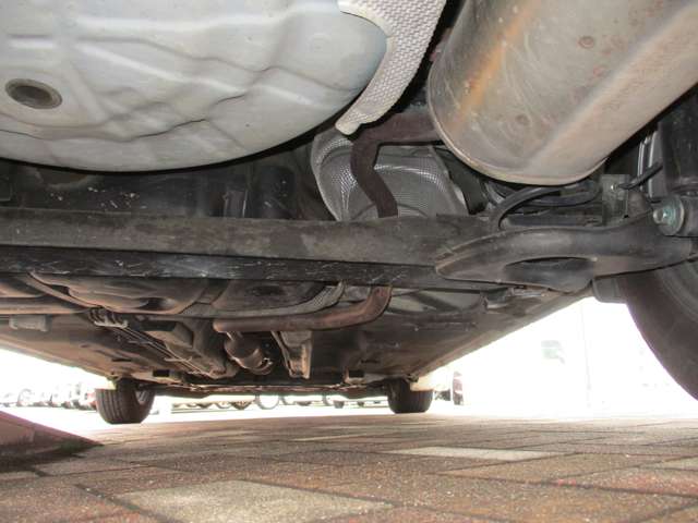 日産 ノート １．２ Ｘ ＤＩＧ－Ｓ H27年 () 99