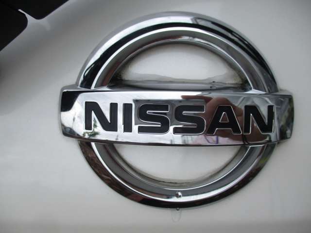 日産 ノート １．２ Ｘ ＤＩＧ－Ｓ H27年 () 99