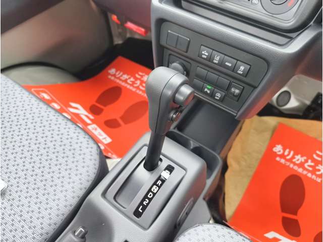 スズキ キャリイトラック ６６０ ＫＣ農繁 ３方開 ４ＷＤ R8年 () 99