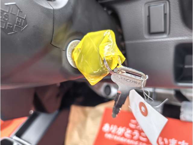 スズキ キャリイトラック ６６０ ＫＣ農繁 ３方開 ４ＷＤ R8年 () 99