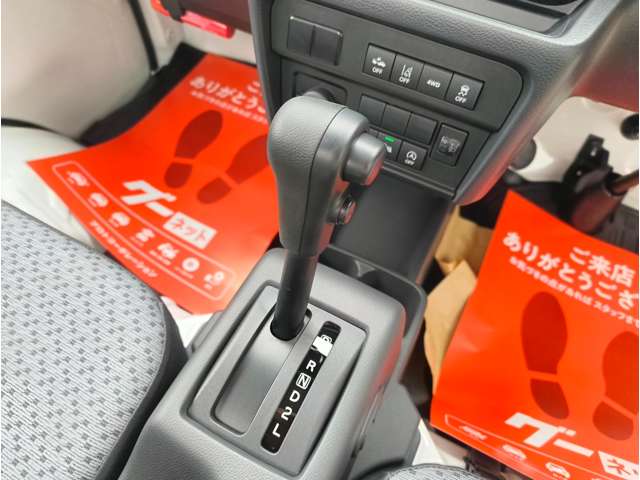 スズキ キャリイトラック ６６０ ＫＣ農繁 ３方開 ４ＷＤ R8年 () 99