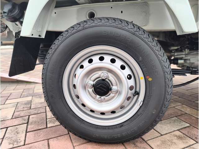 スズキ キャリイトラック ６６０ ＫＣ農繁 ３方開 ４ＷＤ R8年 () 99