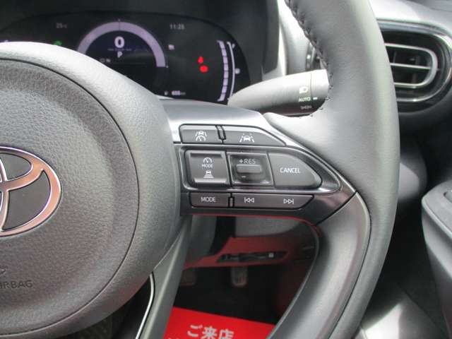 トヨタ ヤリスクロス　ハイブリッド １．５ ハイブリッド Ｚ R7年 () 99