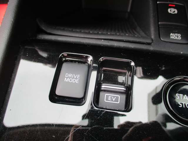 日産 キックス １．２ Ｘ ＦＯＵＲ （Ｅ－ＰＯＷＥＲ） ４ＷＤ R7年 () 99