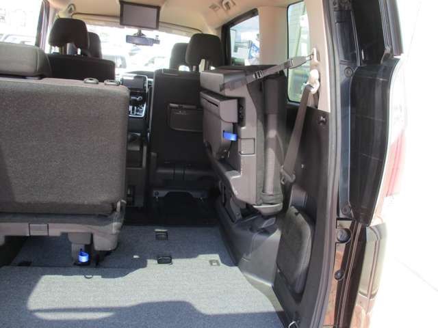 日産 セレナ ２．０ ハイウェイスターＧ H28年 () 99