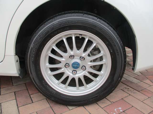 トヨタ プリウスΑ １．８ Ｓ H23年 (甲信越・北陸) 99