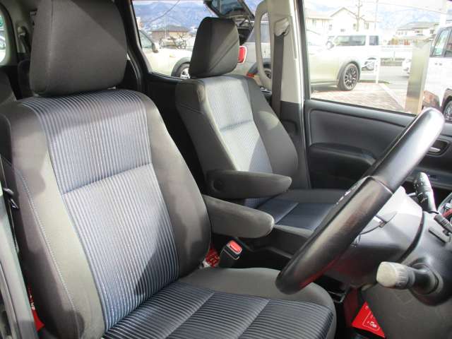 トヨタ ヴォクシー ２．０ ＺＳ H27年 (甲信越・北陸) 99