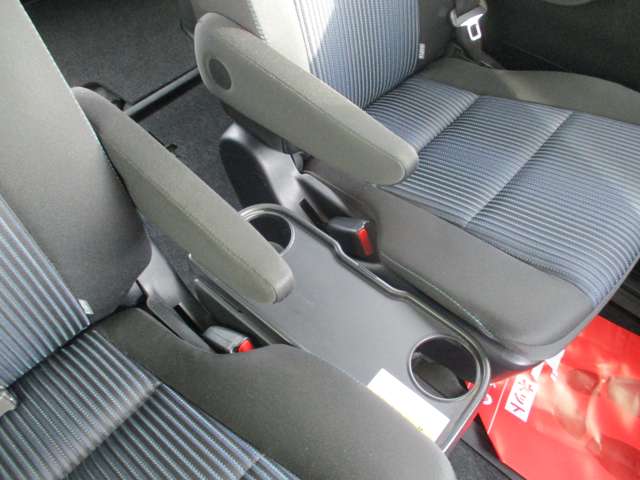 トヨタ ヴォクシー ２．０ ＺＳ H27年 (甲信越・北陸) 99