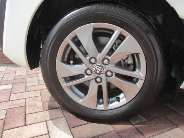 トヨタ シエンタ　ハイブリッド ハイブリッド １．５ Ｇ クエロ R1年 (甲信越・北陸) 99