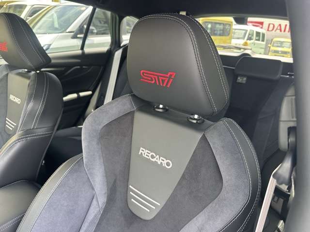 スバル レヴォーグ ２．４ ＳＴＩ スポーツシャープ ４ＷＤ R5年 (東海) 99