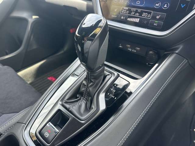 スバル レヴォーグ ２．４ ＳＴＩ スポーツシャープ ４ＷＤ R5年 (東海) 99