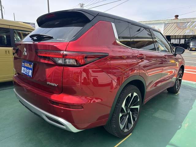 三菱 アウトランダーＰＨＥＶ ＰＨＥＶ ２．４ Ｐ ４ＷＤ R6年 (東海) 99