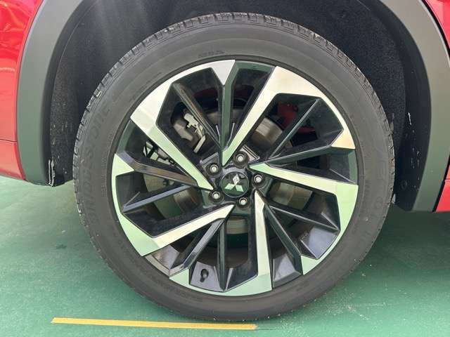 三菱 アウトランダーＰＨＥＶ ＰＨＥＶ ２．４ Ｐ ４ＷＤ R6年 (東海) 99