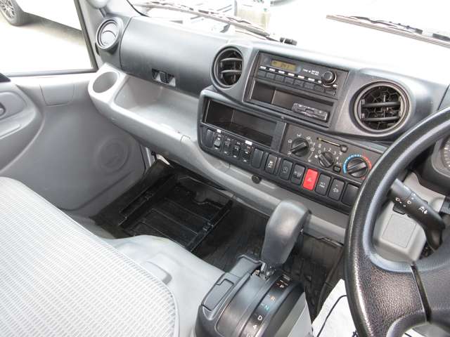 日野自動車 デュトロ アルミバン H28年 () 99