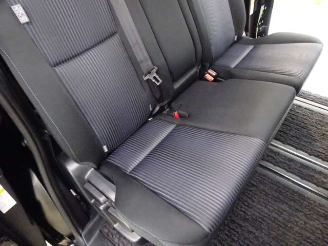 トヨタ ヴォクシー ２．０ ＺＳ 煌ＩＩ H29年 () 99