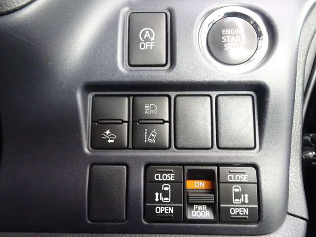 トヨタ ヴォクシー ２．０ ＺＳ 煌ＩＩ H29年 () 99
