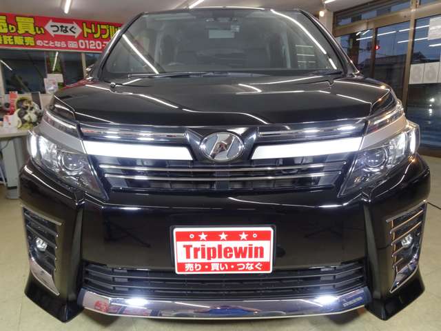 トヨタ ヴォクシー ２．０ ＺＳ 煌ＩＩ H29年 () 99
