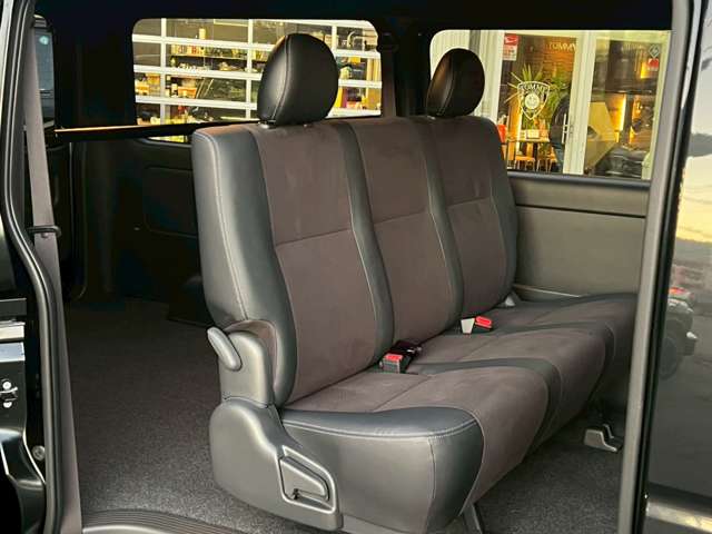 トヨタ ハイエースバン ２．７ スーパーＧＬ ダークプライムＩＩ ワイド ミドルルーフ ロングボディ ４ＷＤ R7年 (北海道) 99