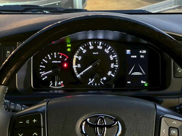 トヨタ ハイエースバン ２．７ スーパーＧＬ ダークプライムＩＩ ワイド ミドルルーフ ロングボディ ４ＷＤ R7年 (北海道) 99
