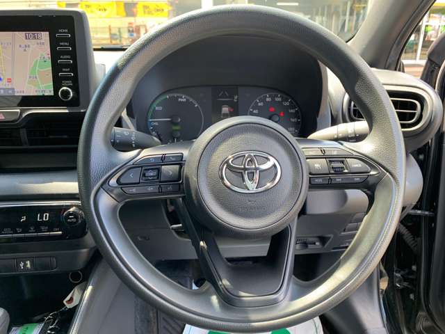 トヨタ ヤリス １．５ ハイブリッド Ｘ Ｅ－ＦＯＵＲ ４ＷＤ R3年 () 99