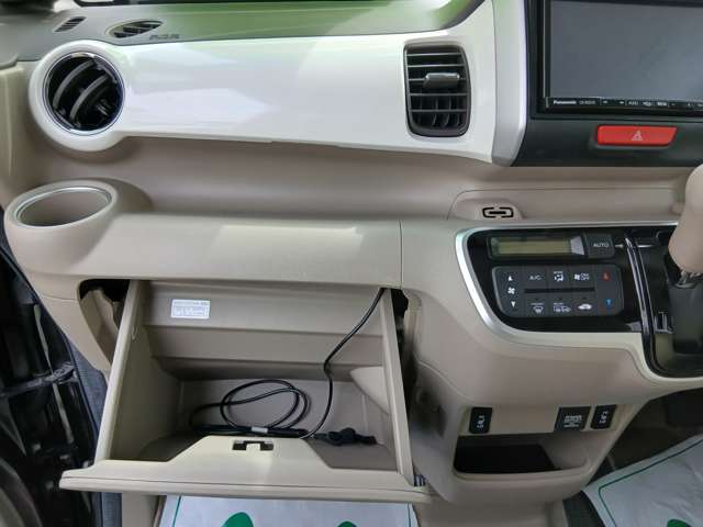 ホンダ Ｎ　ＢＯＸ ６６０ Ｇ ターボＬパッケージ ４ＷＤ H27年 () 99