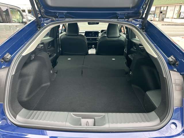 トヨタ プリウス ２．０ Ｚ Ｅ－ＦＯＵＲ ４ＷＤ R5年 (東海) 99