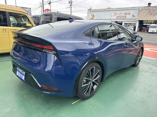 トヨタ プリウス ２．０ Ｚ Ｅ－ＦＯＵＲ ４ＷＤ R5年 (東海) 99
