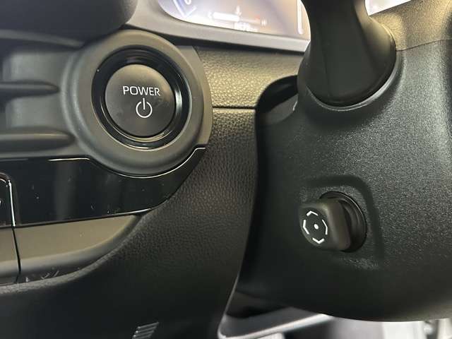 トヨタ クラウン　クロスオーバー　ハイブリッド ２．５ Ｇ アドバンスト Ｅ－ＦＯＵＲ ４ＷＤ R6年 (東海) 99