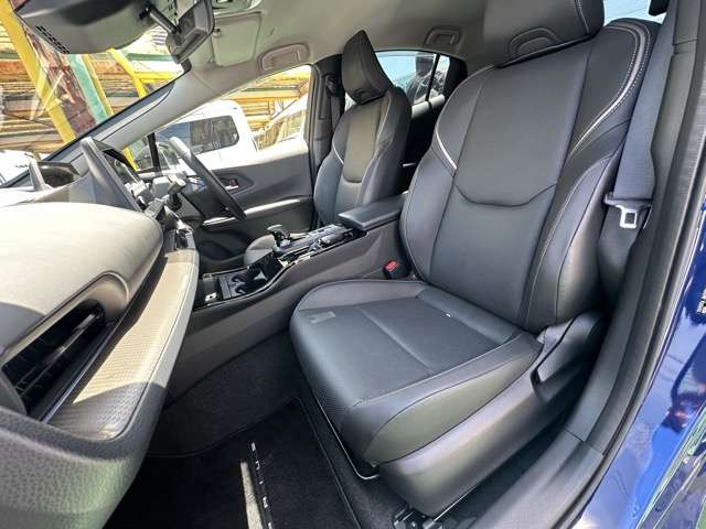 トヨタ プリウス ２．０ Ｚ Ｅ－ＦＯＵＲ ４ＷＤ R6年 (東海) 99