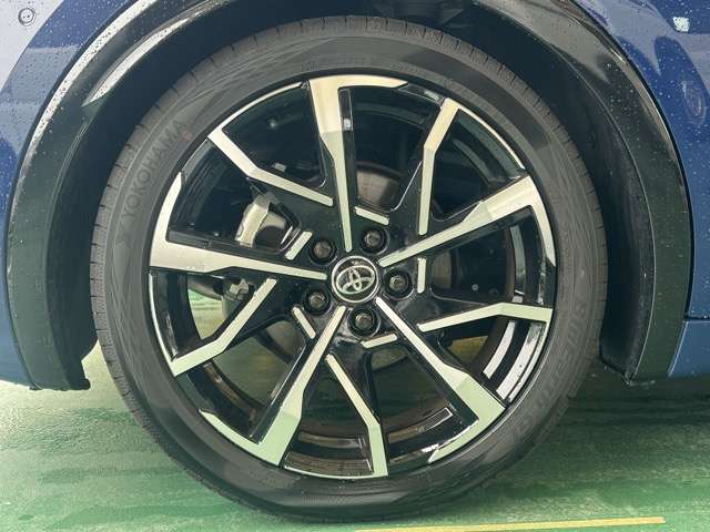 トヨタ プリウスＰＨＶ ２．０ プラグインハイブリッド Ｚ R6年 (東海) 99