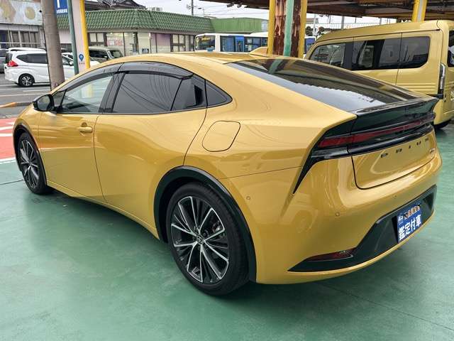 トヨタ プリウス ２．０ Ｚ R5年 (東海) 99