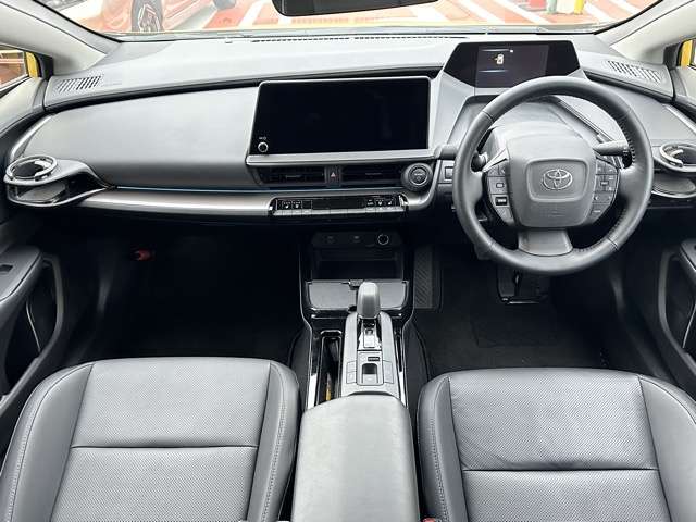 トヨタ プリウス ２．０ Ｚ R5年 (東海) 99