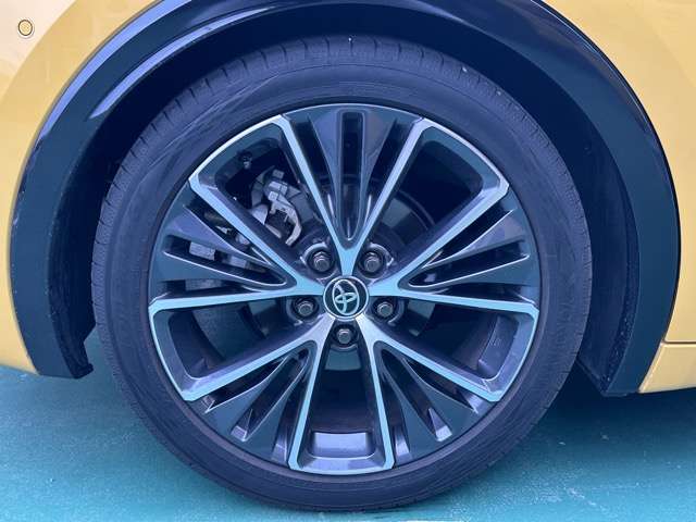 トヨタ プリウス ２．０ Ｚ R5年 (東海) 99