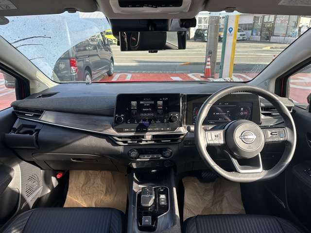 日産 ノートオーラ １．２ Ｇ レザーエディション R6年 (東海) 99