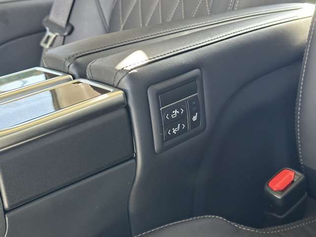 トヨタ グランエース ２．８ プレミアム ディーゼルターボ R5年 (東海) 99