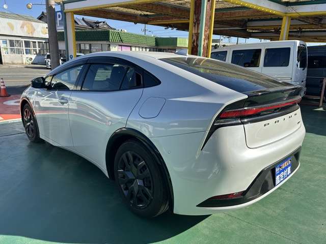トヨタ プリウス ２．０ Ｚ R5年 (東海) 99