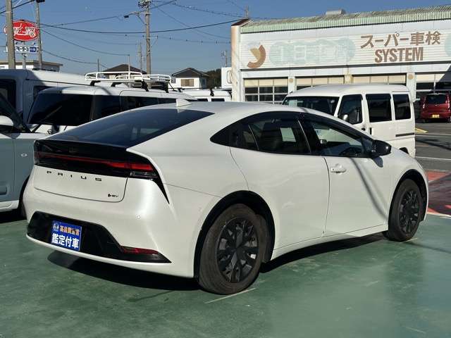 トヨタ プリウス ２．０ Ｚ R5年 (東海) 99