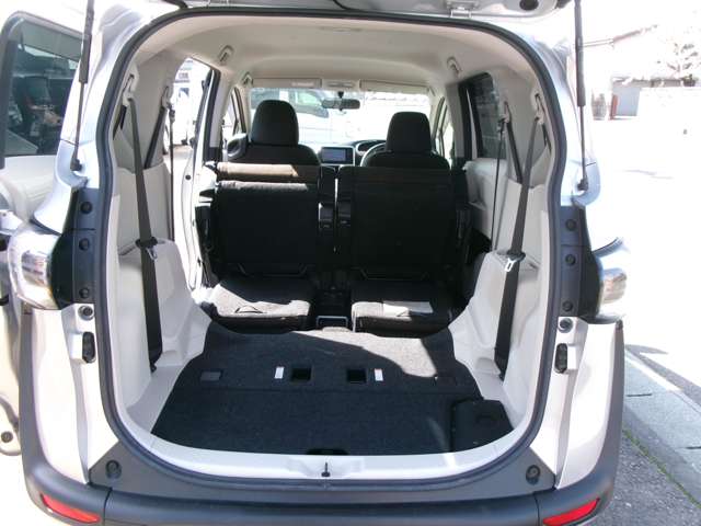 トヨタ シエンタ １．５ Ｇ ウェルキャブ 助手席回転チルトシート車 Ｂタイプ ４ＷＤ H28年 () 99