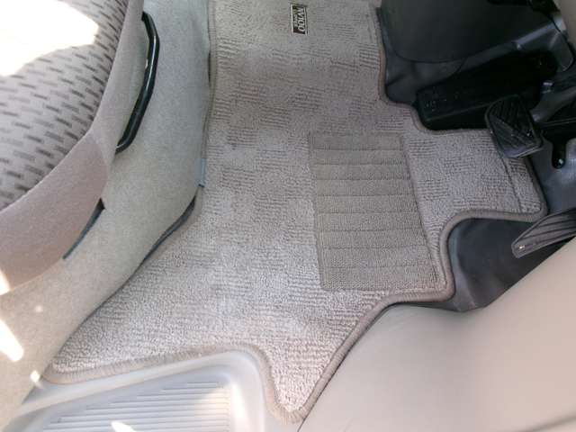 日産 ＮＶ１００クリッパー ６６０ ＤＸ ＧＬパッケージ ハイルーフ ５ＡＧＳ車 ４ＷＤ H29年 () 99