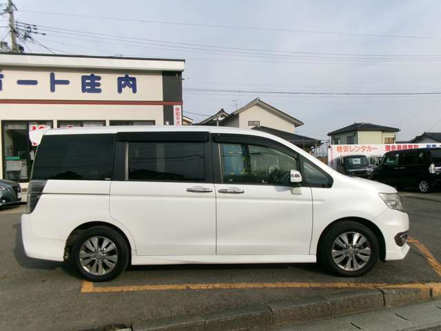 ホンダ ステップワゴン　スパーダ ２．０ スパーダ Ｚ クールスピリット ４ＷＤ H25年 () 99