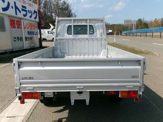 トヨタ ライトエーストラック １．５ R2年 () 99
