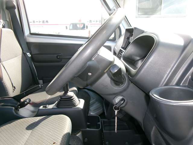 日産 ＮＴ１００クリッパー ６６０ ＧＸ ４ＷＤ H29年 () 99