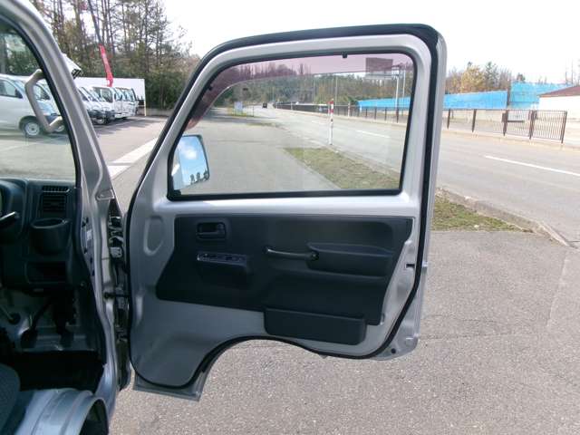 日産 ＮＴ１００クリッパー ６６０ ＧＸ ４ＷＤ H29年 () 99