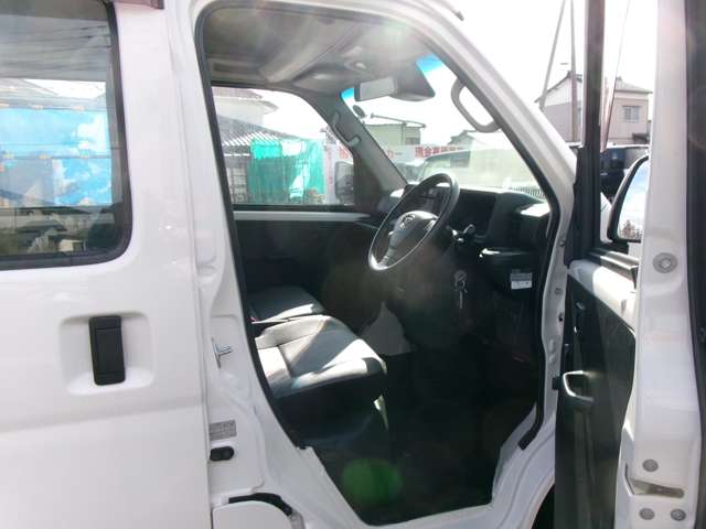 ダイハツ ハイゼットカーゴ ６６０ スペシャル ＳＡＩＩＩ ４ＷＤ H30年 () 99