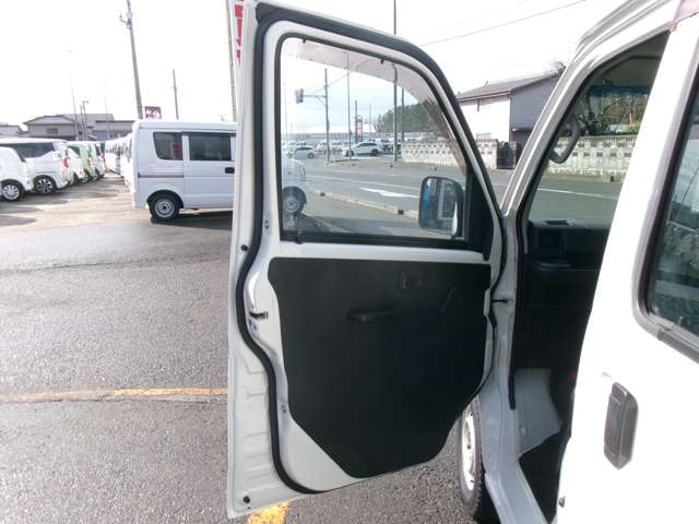 ダイハツ ハイゼットカーゴ ６６０ スペシャル ＳＡＩＩＩ ４ＷＤ H30年 () 99