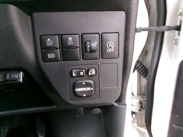 ダイハツ ハイゼットカーゴ ６６０ クルーズターボ ＳＡＩＩＩ ハイルーフ ４ＷＤ R3年 () 99