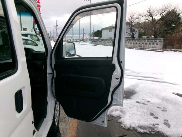ダイハツ ハイゼットカーゴ ６６０ クルーズ ＳＡＩＩＩ ハイルーフ ４ＷＤ H30年 () 99