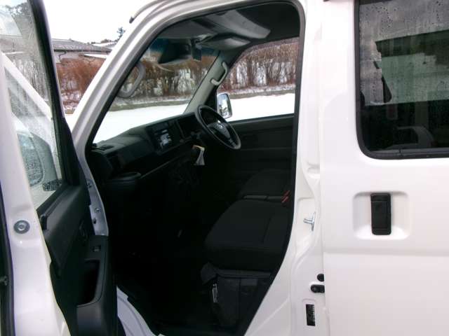 ダイハツ ハイゼットカーゴ ６６０ クルーズ ＳＡＩＩＩ ハイルーフ ４ＷＤ H30年 () 99