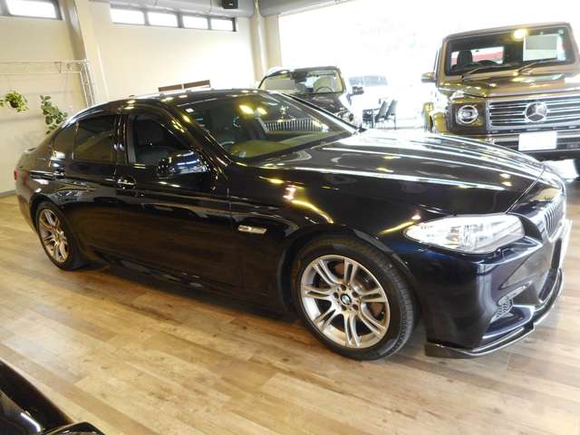 ＢＭＷ ５シリーズ ５２３Ｉ Ｍスポーツパッケージ H24年 () 99