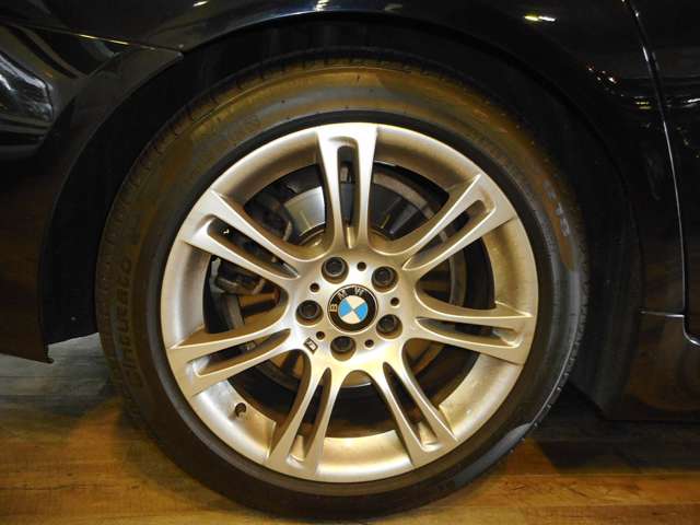 ＢＭＷ ５シリーズ ５２３Ｉ Ｍスポーツパッケージ H24年 () 99